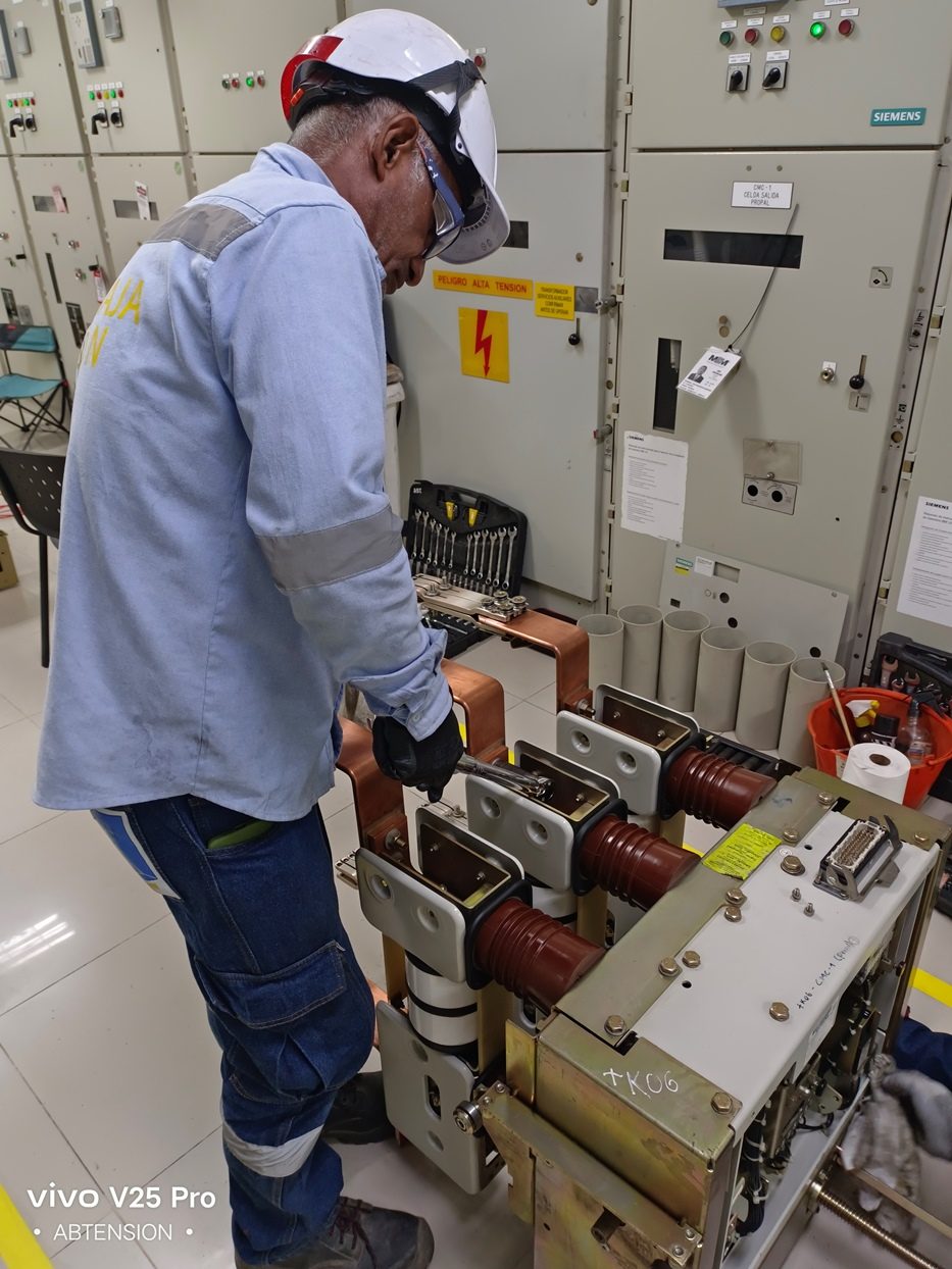 Ingenio Mayagüez - mantenimiento eléctrico 1